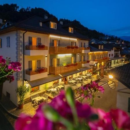 Hotel Italia Castello-Molina di Fiemme Dış mekan fotoğraf