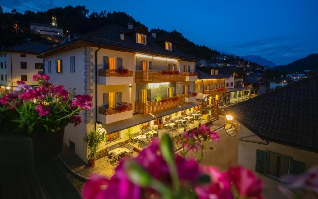 Hotel Italia Castello-Molina di Fiemme Dış mekan fotoğraf