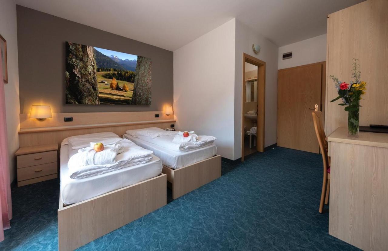 Hotel Italia Castello-Molina di Fiemme Dış mekan fotoğraf