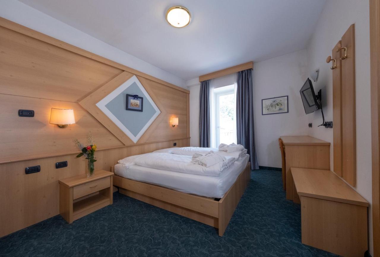 Hotel Italia Castello-Molina di Fiemme Dış mekan fotoğraf