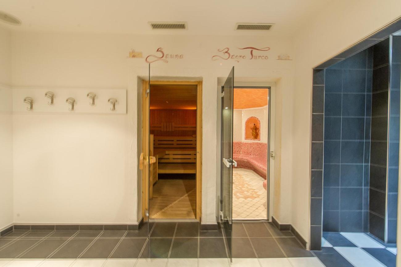 Hotel Italia Castello-Molina di Fiemme Dış mekan fotoğraf