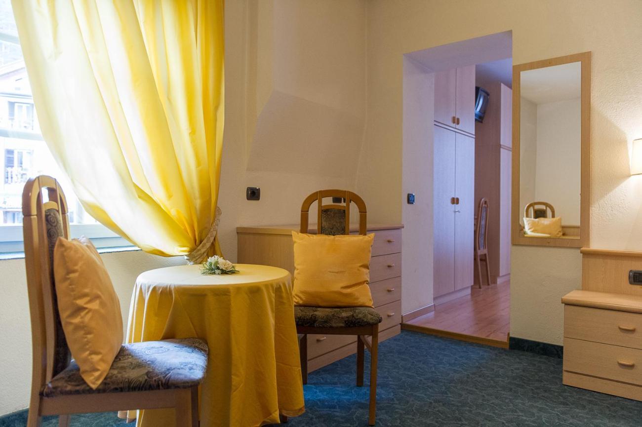 Hotel Italia Castello-Molina di Fiemme Dış mekan fotoğraf