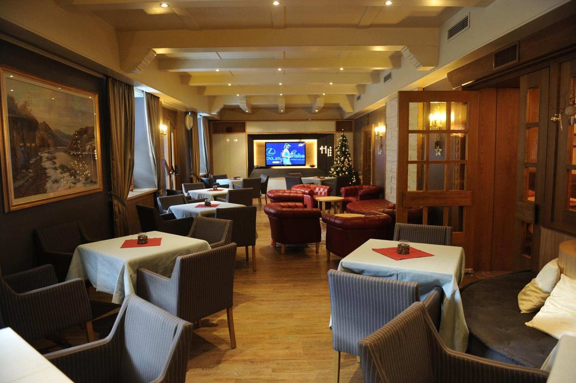 Hotel Italia Castello-Molina di Fiemme Dış mekan fotoğraf