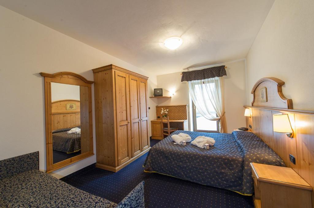 Hotel Italia Castello-Molina di Fiemme Oda fotoğraf